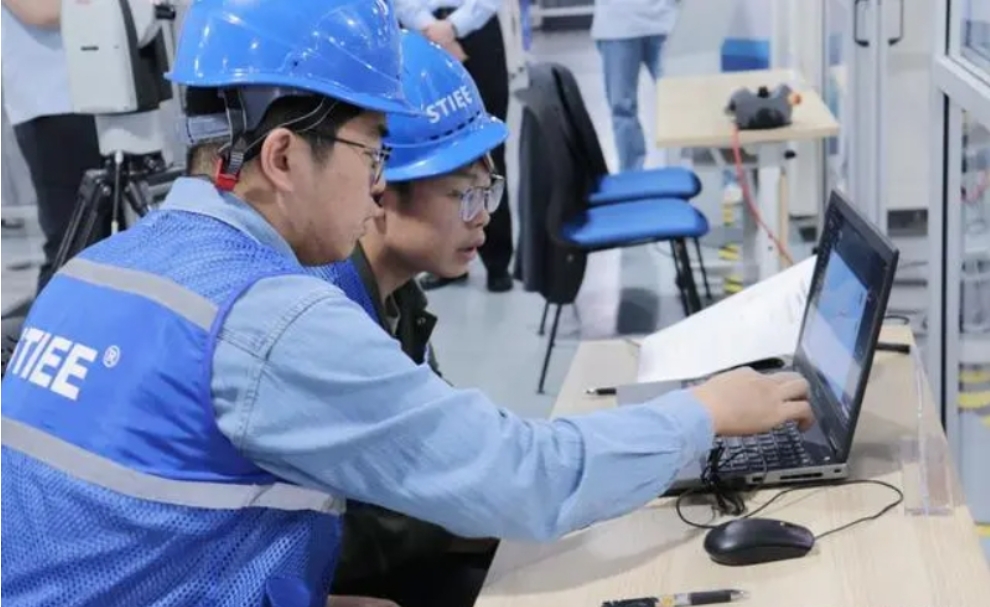 助推产业高质量发展 工业机器人安全领域检验检测技能竞赛举行