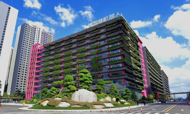 20多款建筑机器人亮相 碧桂园智能建造工地首度开放