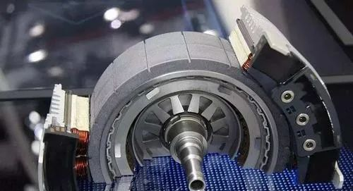 永磁同步电机凭什么能成为主流的驱动电机？