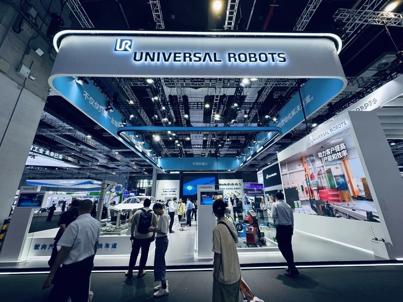 来工博会机器人展,邂逅人形机器人和大咖波尔