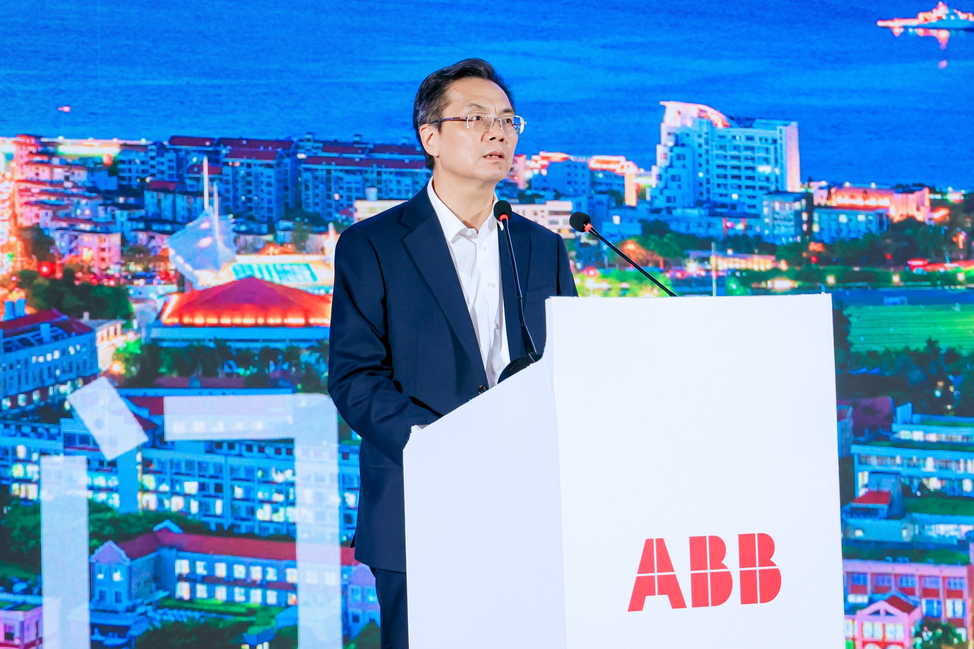 ABB智慧电力喜迎在华30周年