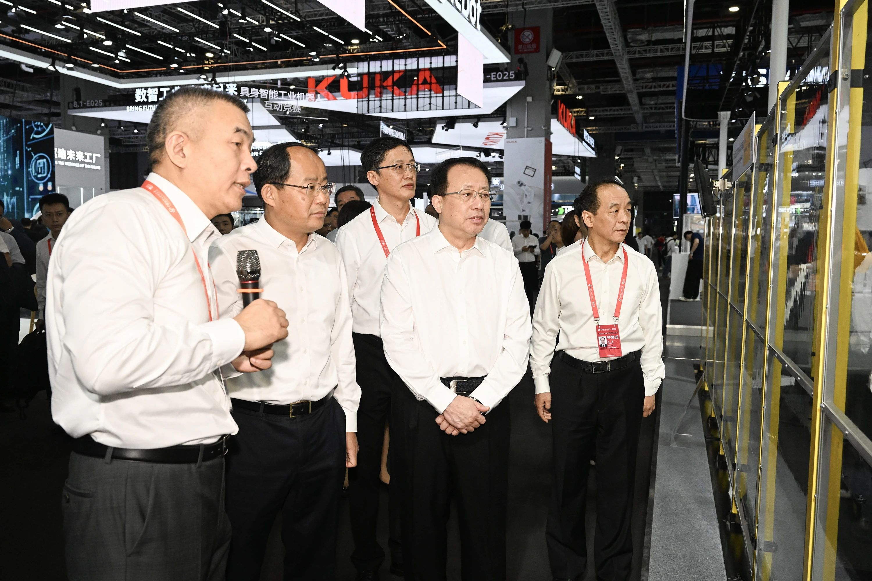 工业聚能,新质领航!第二十四届中国国际工业博览会开幕