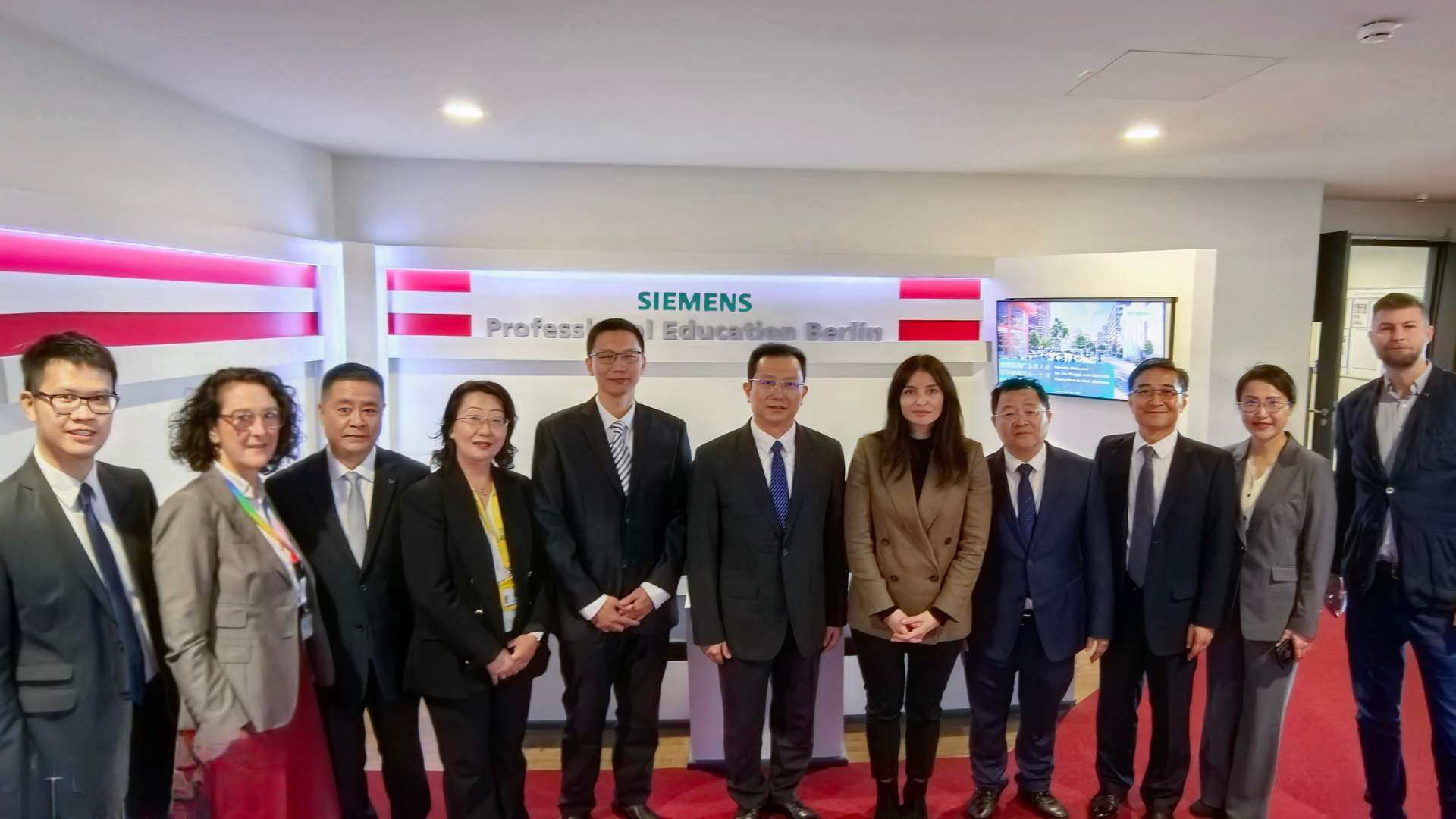 西门子与广东省人社厅签署合作意向书