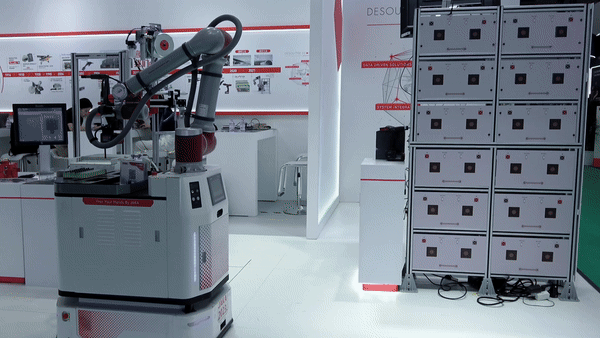 拧紧,护住新能源产业的“心脏”——全新复合机器人移动拧紧工站来了