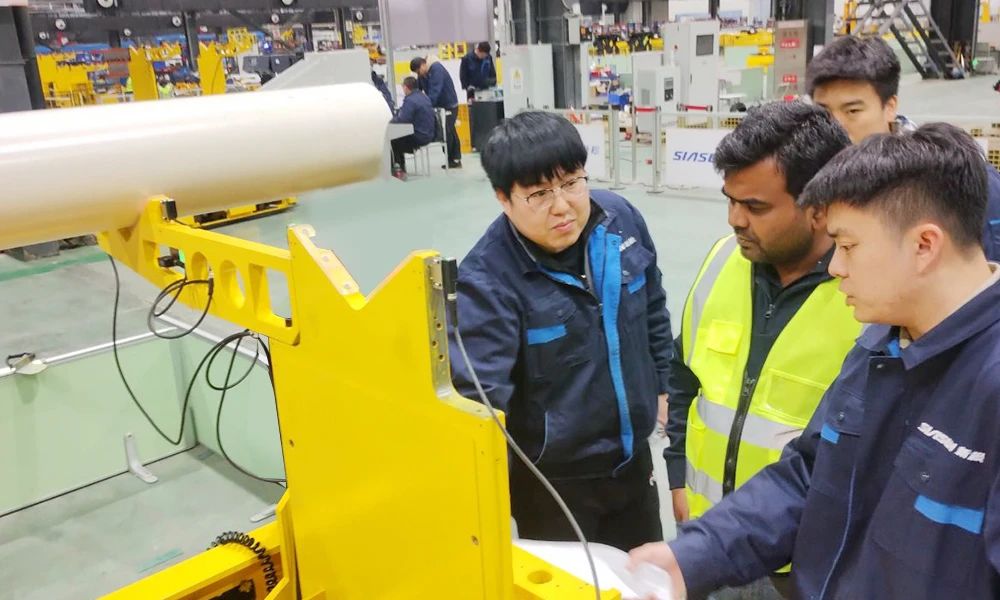 出海再启航!新松移动机器人批量进驻印度本土新能源市场