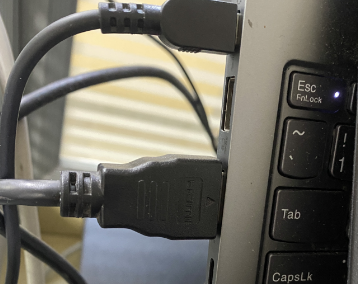 【原创】thinkbook16+2023锐龙7840h版本笔记本C口充电需要重新插拔才起作用的问题自己利用延时继电器解决，笔记本两次插拔才能充电-大模型牛翰社区-人工智能-牛翰网